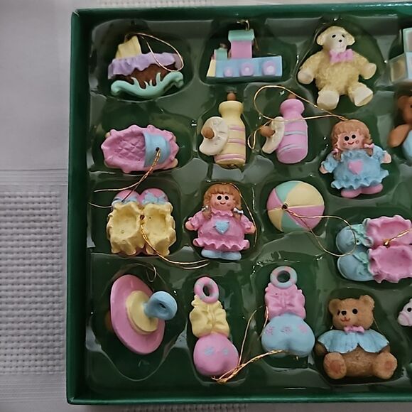 Vintage Baby Set Hanging Ornaments 24 Pieces - Picture 14 of 16